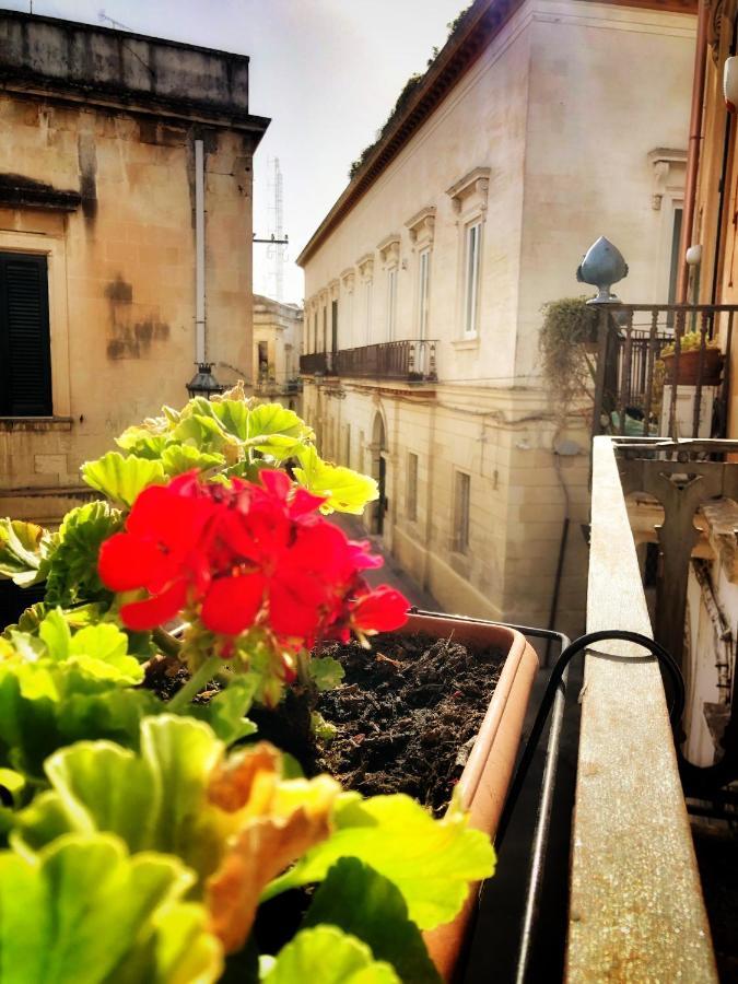 Palazzo Salia Bed & Breakfast Lecce Ngoại thất bức ảnh