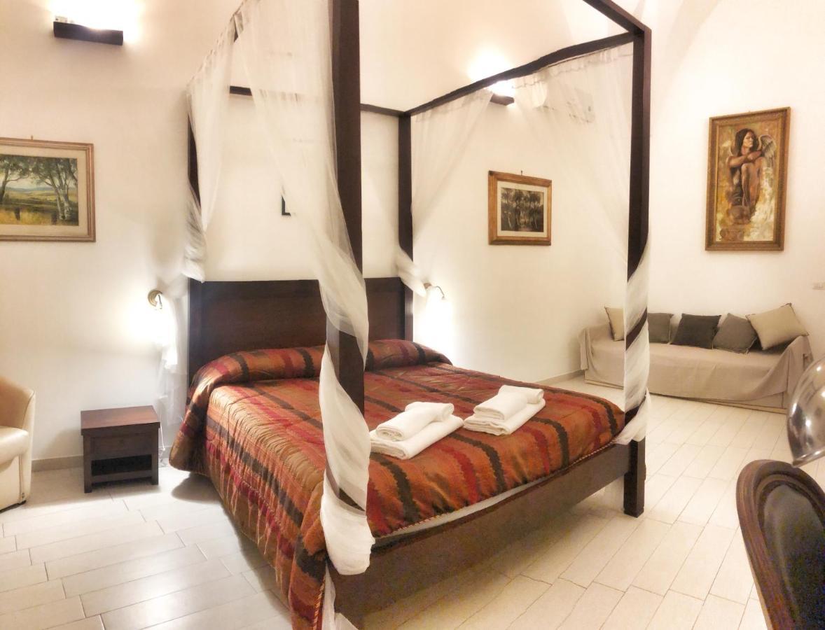 Palazzo Salia Bed & Breakfast Lecce Ngoại thất bức ảnh