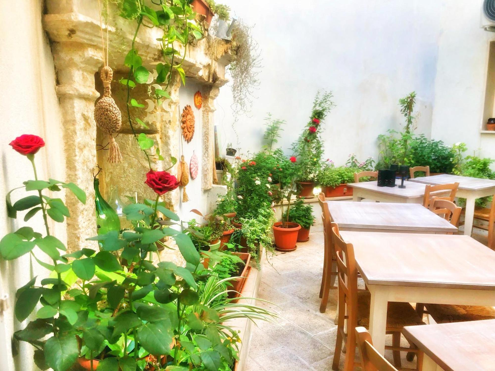 Palazzo Salia Bed & Breakfast Lecce Ngoại thất bức ảnh